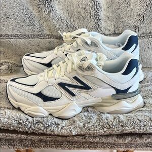 New Balance Unisex White and Dark Blue Athletic Shoes